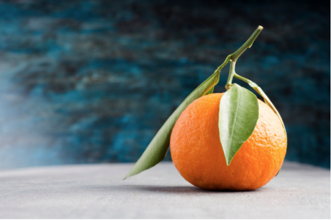 Karacierdeki kt yalar azaltr:  Mandalinada bulunan flavanoidler kalp saln desteklerler. almalar antioksidandan zengin turungil tketimin kt kolesterol - LDL?yi ve trigliseridi drdn gsteriyor. Ayn zamanda vitamin C kalp hastal riskini azaltma ile ilikili.