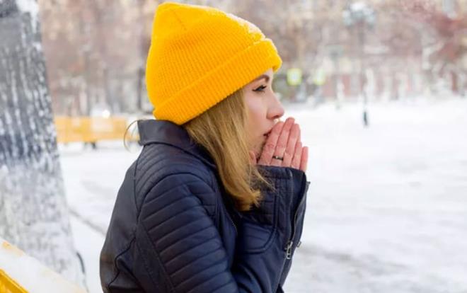 Yurt genelinde paral bulutlu hava hakim... Marmara ve Akdeniz'in dousu, Dou ve Gneydou Anadolu ile  Anadolu'nun gneyinde yalar etkili olacak.