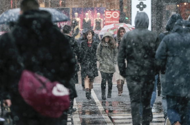 Yalarn; i kesimlerde ve Dou ile Gneydou Anadolu'da yer yer kar eklinde olmas bekleniyor. anakkale, Antalya'nn dousu, Mula'nn; Dalaman, Fethiye, Kyceiz ve Marmaris ileleri, Krklareli?nin ky kesimleri ile akam saatlerinden itibaren Sinop, Samsun, Ordu, Giresun ve Kastamonu'nun ky ilelerinin yal geecei tahmin ediliyor.