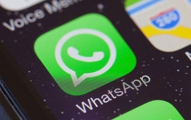 Konutuunuz bir kii, size gnderdii mesaj sildiyse, WhatsApp? telefonunuzdan silin ve tekrar ykleyin.