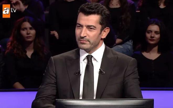 Ekranlarn vazgeilmez yarma program Kim Milyoner Olmak ster'de bu hafta yarmacya sorulan yemek sorusu damga vurdu. Kenan mirzalolu'nun sunduu yarmada sorulan soru yarmac adayna zor anlar yaatt.