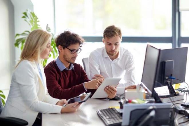 5. Veritaban Yneticisi    Yllk ortalama maa (dolar) - 92.030 - 138.320