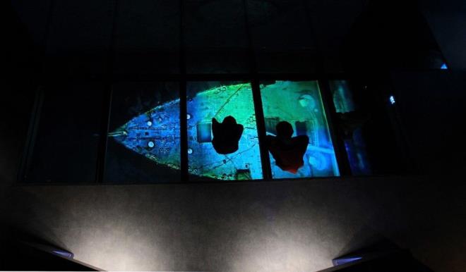 Titanik, 1912'de ngiltere'nin Southampton kentinden ABD'nin New York kentine yapt ilk seferinde buz dana arparak batmt.