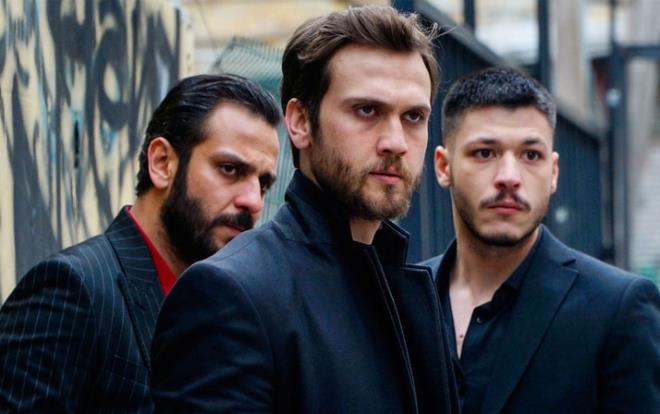  sezondur heyecanla izlenen Show TV'nin Ay Yapm imzal dizisi ukur, reyting sralamalarndaki zirvesini Sefirin Kz dizisine kaptrd. Sklkla dizide kadro deiikliiyle gndeme gelen ukur, yeni kan annda buldu.