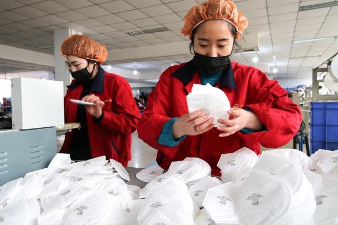 in'in Vuhan kentinde yaayan 66 yandaki baba Li Ding'in, 13 Ocak'ta 28 yandaki olu Li Zichao'yu grmek Hanoi'ye geldii, babayla olunun buradan Ho Chi Minh'e getii belirtildi.