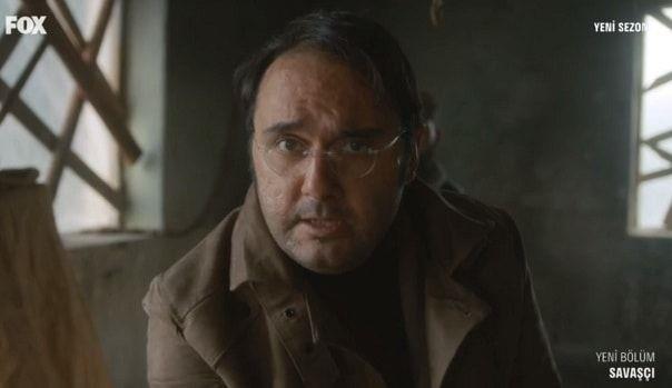 Peki, Gken Gkeba Kimdir?     2002 ylnda Bilkent niversitesi Mzik ve Sahne Sanatlar Fakltesi Tiyatro Blm'nden mezun oldu. 2005 ylnda Adana Devlet Tiyatrosu'na girdi ve stajyer sanat olarak alt.