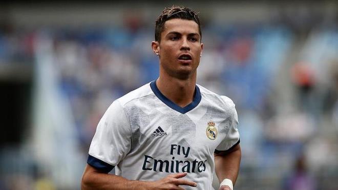 Cristiano Ronaldo    Gnderi bana 975 bin dolar