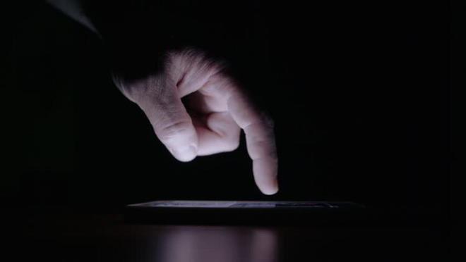 Aylardr tm dnyadan sr gibi saklanan telefon nihayet gn yzne kt. te Samsung'un bu yla damga vurmas beklenen yeni amiral telefonunun ilk grntleri ve zellikleri...