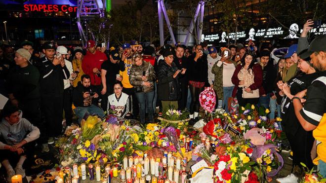 Gazeteye konuan eski pilot Phillipe Lesourd, ses kaytlarn dinledikten sonra ''Hava ok sisliymi. Merkezden uyar yaplyor. Pilot, hava artlarn hie saym. Gelen uyarlar dinlememi. Bu zaten iyiye iaret deildir.'' szlerini kulland.