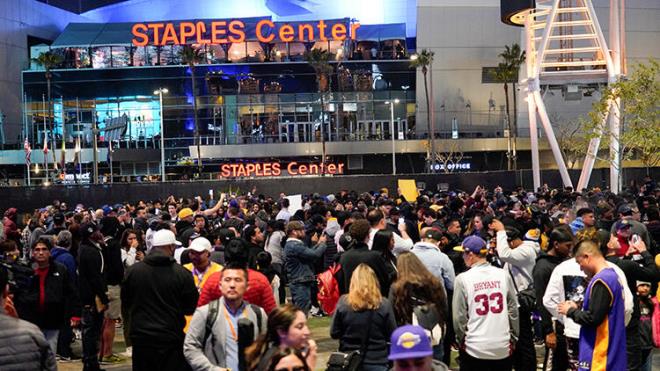 Christiana Mauser'in ei Matt Mauser, sosyal medya zerinden haberi dorularken ''Harika bir e ve anne kaybettik. Ltfen zel hayatmza sayg gsterin'' dedi.