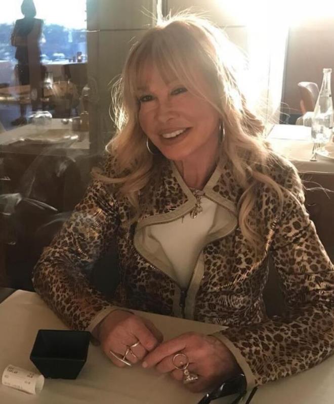 Fotoraflarn sahibi Pakize Suda!