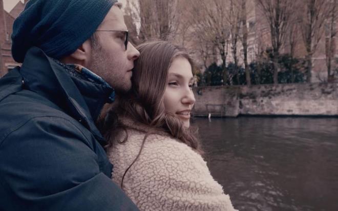 Masallardan Geriye Kalan, niversitede doent olan Evren ile yksek lisans rencisi Hece arasnda filizlenen ak konu ediniyor.