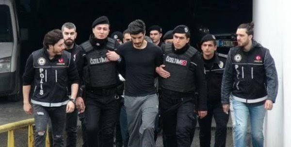 Mvekkillerinin olayn banda cezalarn aldn savunan Abuolu, "Dvldler, kollar krld. Mteki memurlar narkotikte greve yeni balayan memurlardr. Deneyimleri azdr. Basna kar mahcubiyetlerini rtmek iin byle bir senaryo yazdlar.  o yzden buraya kadar geldi. Mvekkillerimin beraatine karar verilmesini istiyorum" dedi.