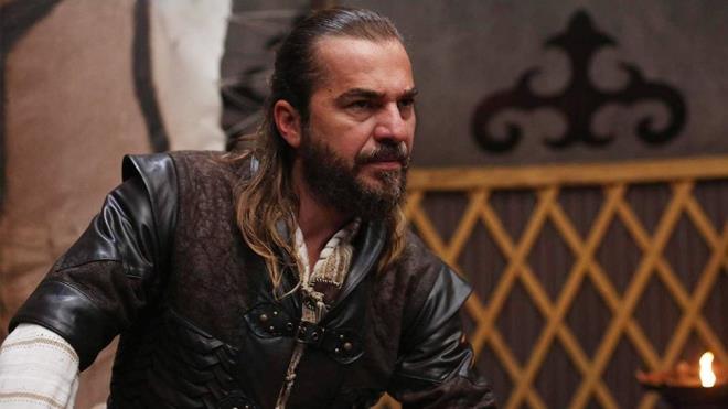 Dzyatan, "nmzdeki gnlerde ekmi olduumuz belgesel kacak. Fotoraf sergisi bu planlarmz arasnda ama net bir ey henz yok." dedi.