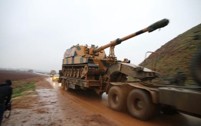 Cumhurbakan Recep Tayyip Erdoan, dlib'de Trk askerlerine ynelik dzenlenen kalle saldrnn ardndan Esad ynetimine sert bir uyarda bulundu. Trk askerinin tek damla kannn akt yerde hibir eyin eskisi gibi olmayacan belirten Cumhurbakan Erdoan, rejimin ubat aynn sonuna kadar blgeden ekilmemesi durumunda askeri harekatn dzenlenebileceinin sinyalini verdi.