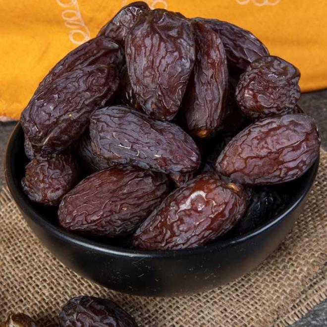 Birok zelliinin yan sra ackmay geciktirdii iin zayflamaya ok yardmc bir meyvedir.