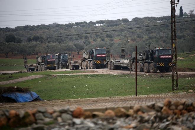 Gvenlik nlemleri altndaki sevkyatn Suriye snrndaki askeri birliklere takviye amacyla yapld renildi.