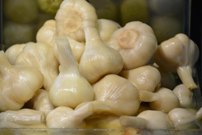 Sarmsak<br>  Doal bir antibiyotik olan sarmsak, akcierlerin tam kapasite ile almasn salar.