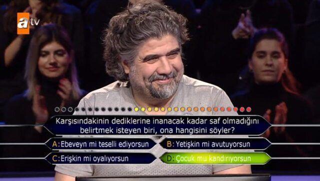 Murat Bey, Trabzon peyniri ve ince msr unundan yaplan bir kahvalt eidi olan 'mhlama' cevabn vererek hem seyircileri hem de izleyicileri artt.