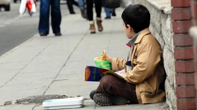 Aratrma sonularna gre hane halknn yzde 88,3&#8217; elerden ve ocuklardan oluan ekirdek aile. En az bir ekirdek aile ve dier kiilerden oluan hane halk oran yzde 7,2. Tek ebeveyn ve ocuklardan oluan ekirdek aile oran ise yzde 4,5.