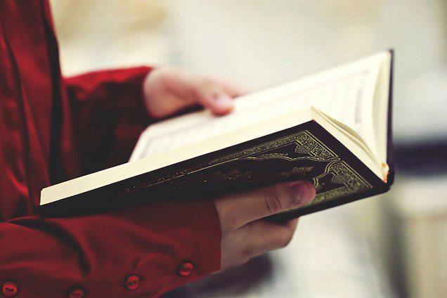 3 aylar nedir, 3 aylarda nasl ibadet edilir: Hicri takvime gre mukaddes saylan Recep, aban, Ramazan aylardr. slam dininde bulunan 5 mbarek gecenin 4&#8217; bu aylardadr.Recep ve aban ay rahmet ay olan Ramazan aynn habercisidir. Kutsal saylan bu aylarda ibadetler arttrlr. Mslmanlar dini vecibelerini yerine getirme konusunda daha hassas davranr.