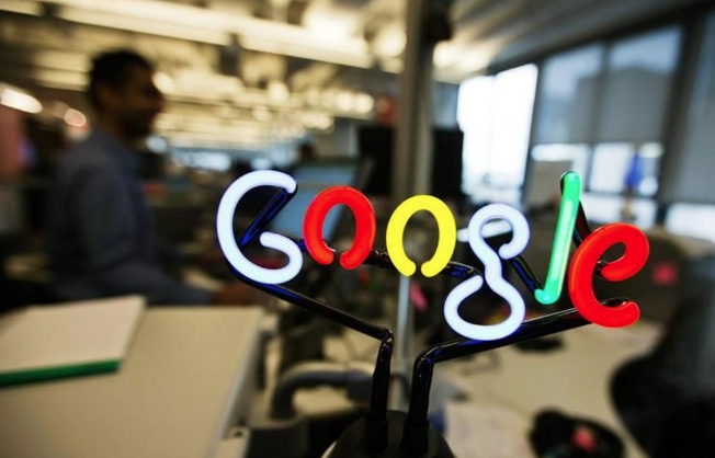 Google, kullanclarn gvenliini riske atacak ekilde deitirilmi uygulamalarn yklenmesinin yksek seviyede riskler barndrdnn altn izdi.