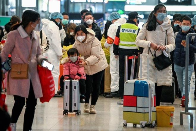 Son zamanlarda, Facebook'ta zellikle Marketplace ve gruplarda kullanclar maske satna ilikin paylamlar yapyor.