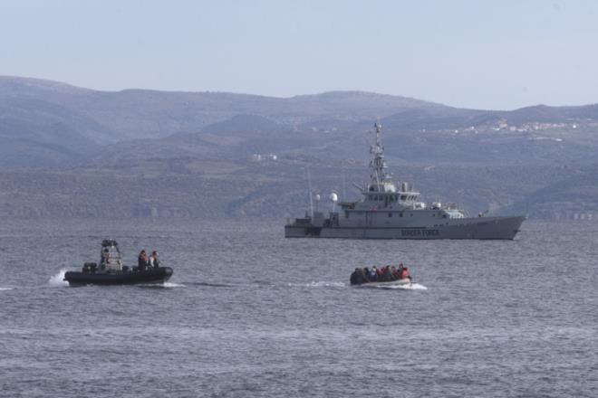 Kaplarn almas sonras gece saatlarinde kaplarn alacan duyan mlteciler akn akn Avrupa'ya yaylmak iin Yunanistan'a doru yola kmt.