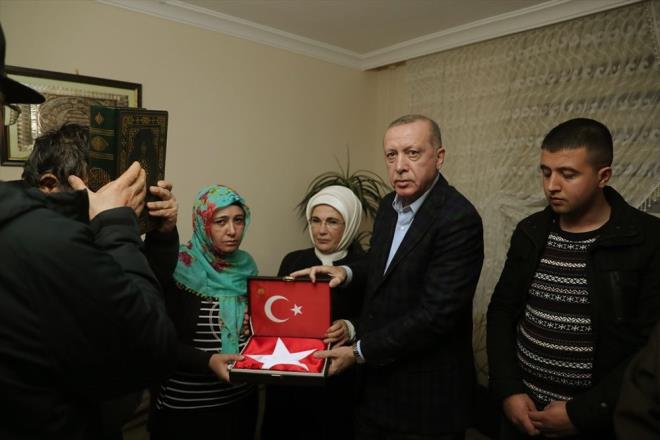 Ziyarette Erdoan'a ei Emine Erdoan da elik etti.