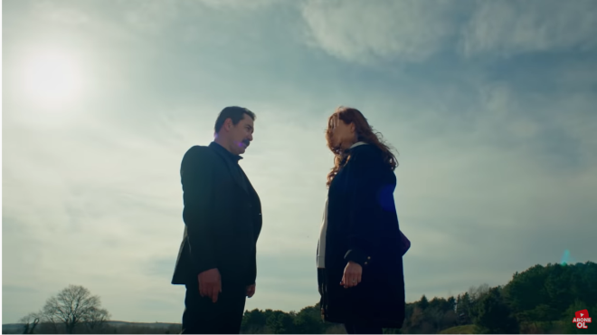 Ceren eniz&#8217;in kn keyifle izlerken kkte bebein varl tm dengesini bozacaktr. Nedim Oya&#8217;nn karde olduklarn sylemesi ile ne dneceini bilemez haldedir.