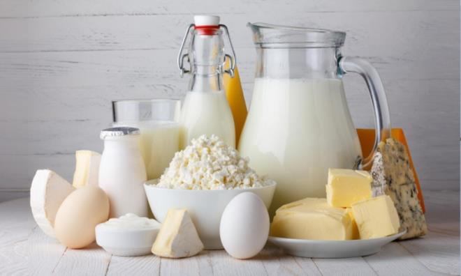 Yaplan almalar otla beslenen sr etinin, salkl hcrelerde rol oynayan bir aminoasit olan L-orthinine sentezlenmesine yardmc olduunu ortaya koyuyor. Merada yetitirilen tavuk ve yumurta da proteinden son derece zengin besinler arasnda yer alyor.