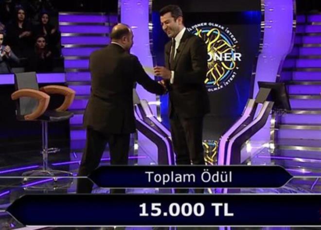 Ancak 'devam' diyen yarmac, bir sonraski soruda yanl cevap verince 15 bin Tl ile 'Kim Milyoner Olmak ster'den ayrld.