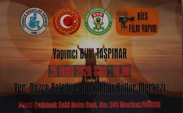 12 gn filmde oynad, borlu kt: Filmde rol aldktan sonra fatura kesilerek, borlandrlan esnaf Mehmet Arabac, unlar syledi:  <br>''Adnn Halit Sunal olduunu syleyen biri geldi. Film ekildiini grnce, yanlarna gittim. Cennet Kular isimli filmi ekmek iin ilimli&#8217;yi tercih etmiler. 'Sen de filmde oynamak ister misin?' dediler.  Biz katk amal filme girdik. Bir lira dahi para talep etmedim. 12 gn boyunca filmde oynadm. Ynetmen olduunu ve Kemal Sunal&#8217;n amcas Halit Sunal olduunu syleyen kii, filmde emeim olduunu, para vereceini syledi. Ancak fatura keserek, beni yapm irketine 3 bin 50 lira borlu ve sponsor olarak gsterdi. Benim maddi beklentim yoktu.''