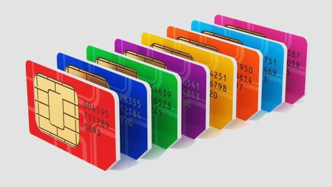 eSIM'in ne anlama geldii, hayat deitirecek bir deiim olup olmad tartlyor.