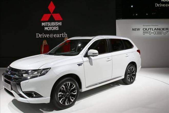 Mart aynda Mitsubishi Motors&#8217;un SUV modeli 2019 Eclipse Cross CVT aralariin geerli olan kampanyasnda 50.000 TL&#8217; ye 12 ay yzde 0,69 kampanyas uygulanacak. Mart aynda 2019 Space Star iin 36.000 TL&#8217; ye 12 ay 0,49 finansman kampanyas uygulanyor.