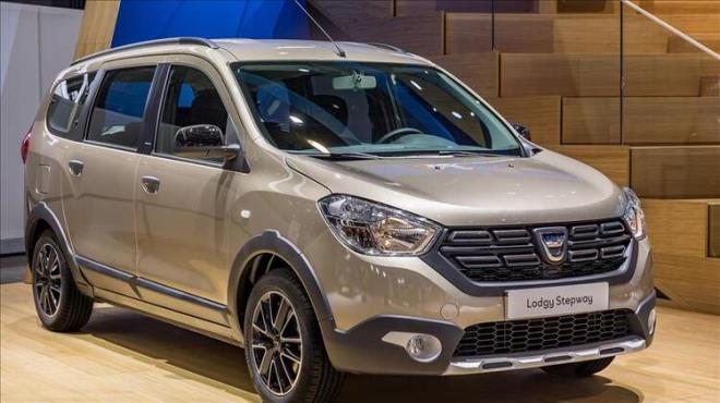 113.900 TL' den balayan fiyatlar ve 24.000 TL 12 ay %0 faiz frsatyla    <br>lgili fiyat, snrl saydaki Duster Comfort 1.0 Tce 100 bg 4x2 otomobilin, perakende satn almnda geerlidir. Belirtilen fiyata kasko ve trafik sigortas dahil deildir. Duster&#8217;n ortalama CO2 salm 120- 122; yakt tketimi 5,6 - 5,7 km aralndadr. Model zerinde gsterilen aksesuarlar farkllk gsterebilir. Kampanya, stoklarla snrl ve 31.03.2020 tarihine kadar katlmc yetkili satclarda geerlidir. MAS, kampanya biti tarihini ve kapsamn deitirme hakkn sakl tutar.