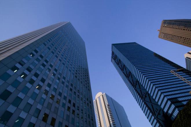 2- China Construction Bank/in<br>  Bu sralamada ikinci olan ve in'de &#8220;boyutuna&#8221; gre ikinci banka 1954 ylnda kuruldu ve imdi &#8220;in naat Bankas&#8221; olarak adlandrlyor. Balangta, CCB devlet borsalar iin yaratld ve yalnz daha sonradan ticari olana dntrld. irket tm dnyada 372.000-den ok alann hizmet ettii 14 binden fazla blme sahip. Marka deeri toplam 62,602 dolar.