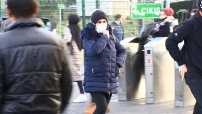 Virs ortaya ktndan beri nlemini aldn belirten bir vatanda," Virs ortaya ktndan beri ben nlemimi almtm. Maske takp, dezenfektan kullanyorum. Vize bavuru merkezinde alyorum. Nasl bulaaca belli olmayan bir hastalk. Elimizden geldiinde tedbirimizi alyoruz. Herkes kendi tedbirini almal" ifadelerini kulland.