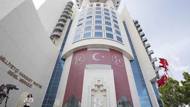 MHP Antalya'daki belediye bakanlar kampn erteledi<br>  Koronavirs nedeniyle, MHP'nin Antalya'da yaplmas planlanan istiare ve deerlendirme toplants iptal edildi. Karar sosyal medyadan duyuran MHP Genel Bakan Yardmcs Sadir Durmaz, "27-29 Mart 2019 tarihinde yapmay planladmz Geleneksel Belediye Bakanlar stiare ve Deerlendirme toplantmz, koronavirse kar alnan tedbirler kapsamnda, ileri bir tarihe ertelenmitir" dedi.