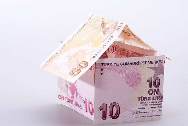 Yap Kredi<br>    Yap kredi 3 sene maalarn alma taahhd veren emeklilere bin TL'ye varan nakit promosyon avantaj sunuyor.