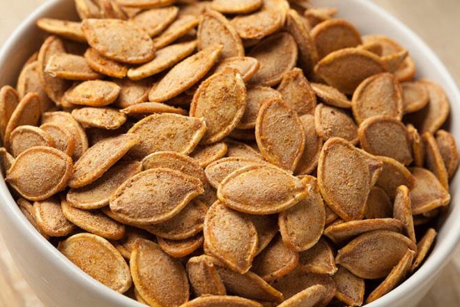 Ayrca i kabak ekirdeini bu aralar bol bol tlatmanz tavsiye ederiz. Zira 150 gram kabak ekirdeindeki inko miktar tam 6,6 miligram.