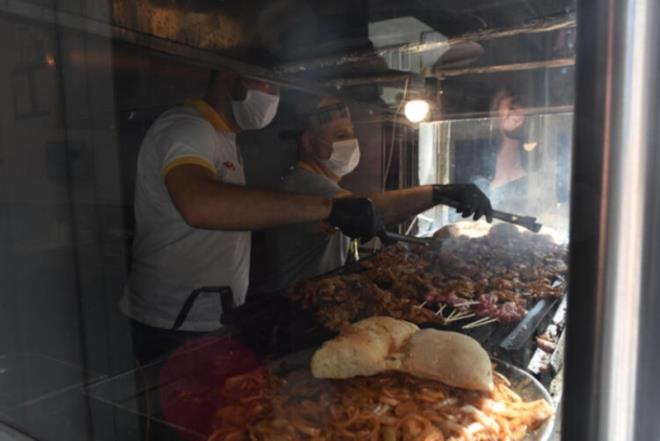 in'in Vuhan kentinden dnyaya yaylan ve yaklak 5 bin kiinin lmne yol aan koronavirs salgnndan korunmak iin alnan nlemler arasnda en bata hijyen geliyor.