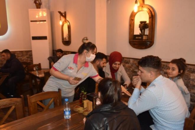 Trkiye'de de ilk corona virs vakasnn grlmesinin ardndan, lke genelinde salgna kar nlemler alnmaya baland.