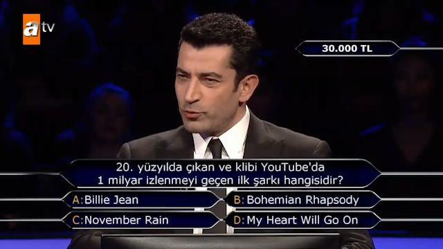 Cevaptan yzde 90 bile emin olmadn dile getiren Mert, Kenan mirzalolu'ndan yar yarya joker kullanmak istediini ifade etti.