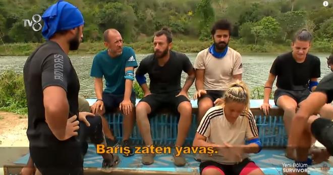 Survivor 2020'de Yasin ile Acun Ilcal arasnda iddia ma oynand. ki kiiden oluan takmlarda Yasin takmna Ersin&#8217;i alrken, Acun ise yapm irketinden Maxi&#8217;yi seti. Kazanan takm semi olanlar bir tabak pilav kazanacak. Acun Medya: 8 &#8211; Survivor: 6