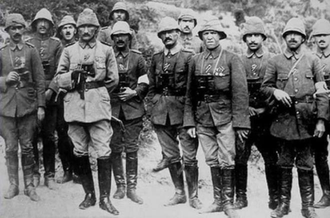 Trk'n gcn dnyaya gsterdii byk zafer anakkale Zaferi'nin bugn yani 18 Mart'ta 105. yln kutluyoruz. 1915 ve 1916 yllar arasnda sren ve yaklak 300.000 kahraman askerimizin ehit olduu sava byk bir zaferle bitti. anakkale Zaferi mesajlar, resimli 18 Mart szleri ve ksa anakkale destan szleri haberimizde.