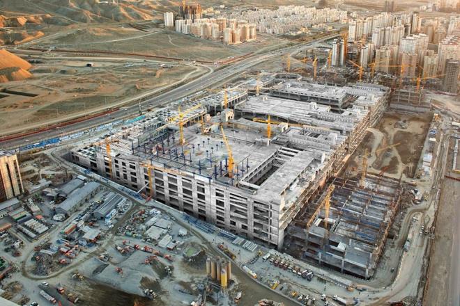 45 bin metrekareden byk olan AVM?nin hzlca dntrlmesi iin Fransa?dan uzmanlarn da geldii belirtiliyor.