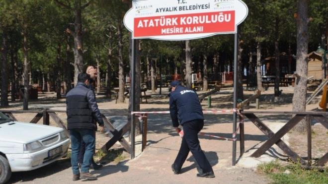 387 TL para cezas<br>    Yasaa ramen park ve sahillerde piknik yapan ya da mangal yakanlara nce Zabta tarafndan uyarda bulunulacak. Ardndan Kabahatler Kanununa gre, emre aykr davranta bulunanlara 387 TL para cezas uygulanacak. Gerekli durumlarda polis ile gidilecek. Ayn suu ilerse ikinci defa ceza uygulanabiliyor. Szc'de yer alan habere gre, ceza miktar kabahate gre deiiklik gsteriyor.