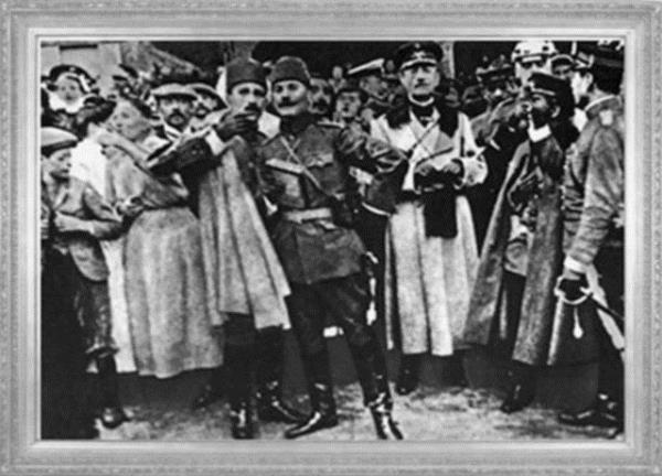 ��te Atat�rk'�n ar�ivden ��kan en son foto�raflar�...