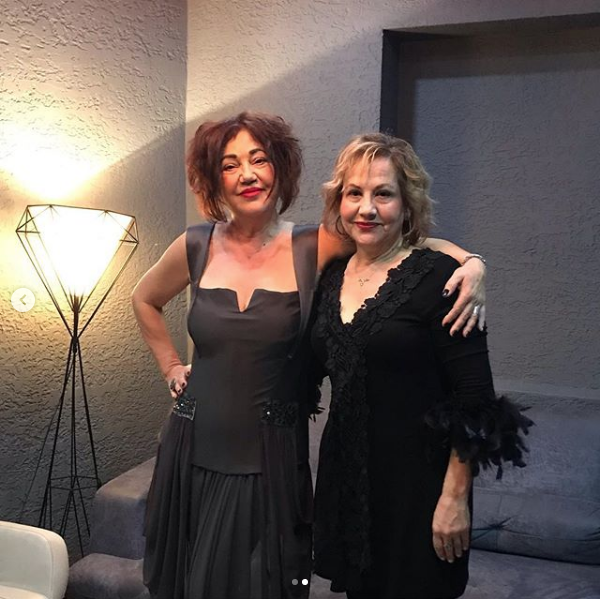 ''Haberi yapan kii ve kurumlarn bu tarz ho olmayan haberlerle kamuoyunu yanltmalarn etik bulmuyorum. Konuyla ilgili gerekli tekziplerin yaplmas iin hukuki sreci iletmeden nce herkesi bu srete biraz daha saduyulu davranmaya davet ediyorum.''